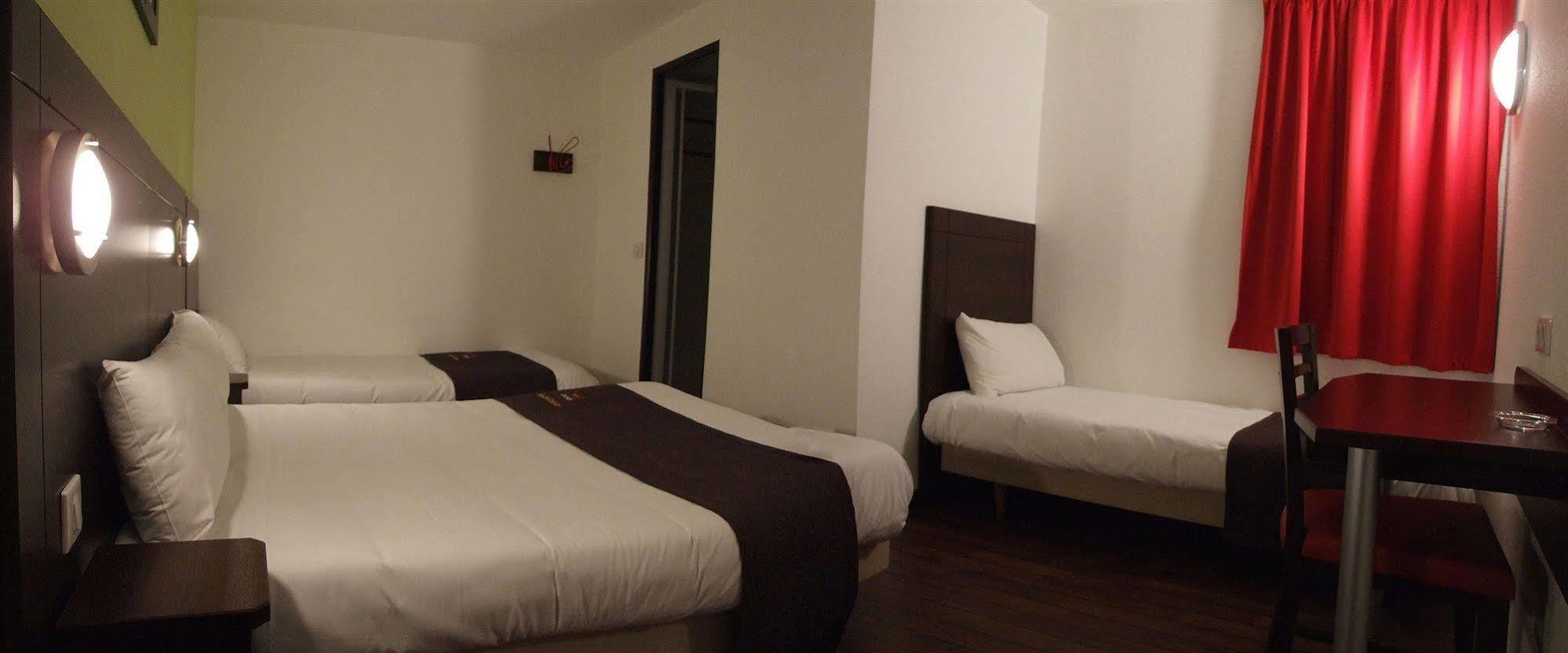 Enzo Hotel Mulhouse Sud Morschwiller Le Bas Exterior photo